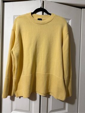 GAP Butter Yellow Crewneck Sweater XL